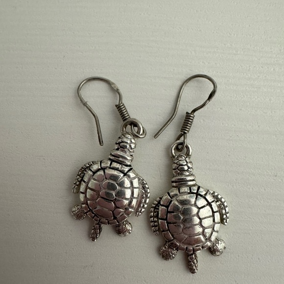 Turtle Earrings Silver Tone Dangly - Picture 1 of 5